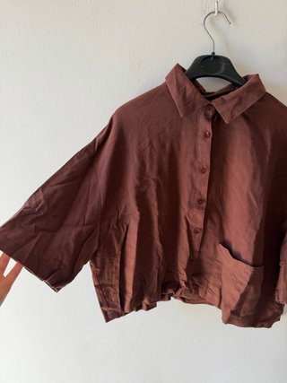 Camicia Zara marrone con tasche