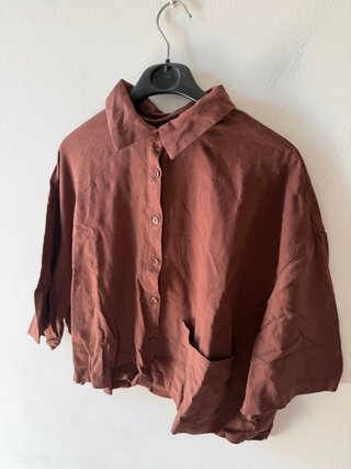 Camicia Zara marrone con tasche