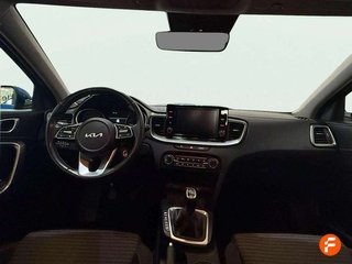 Kia Ceed 1.6 MHEV iMT 100kW (136CV) Concept