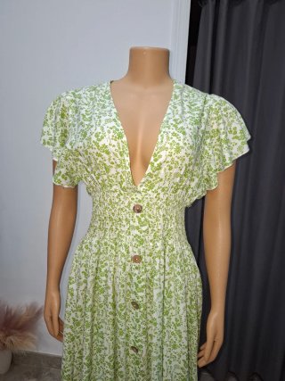 Vestido floral verde y blanco