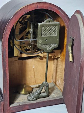 Reloj Junghans sobremesa antiguo