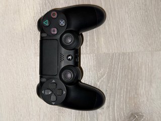 PS4 Slim Sony Negra + Mando