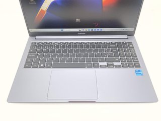 pc portatil samsung np750