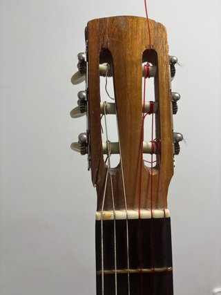 Guitarra Clásica Sunburst con Funda