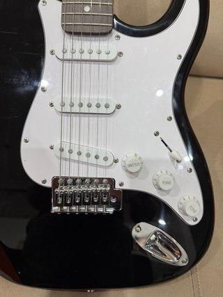 Guitarra Eléctrica Daytona Stratocaster ST-309
