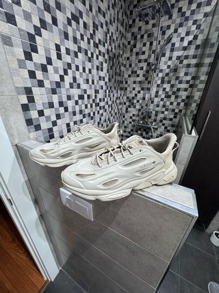 Adidas OZWEEGO Celox Beige/Blanco