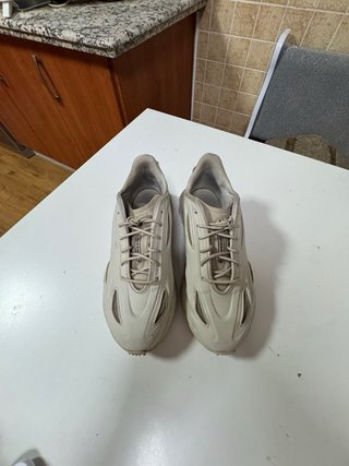 Adidas OZWEEGO Celox Beige/Blanco