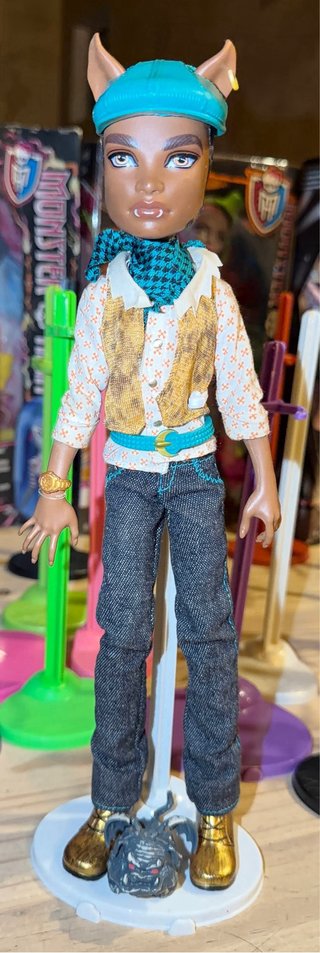 Monster High Clawd Wolf Muñeco