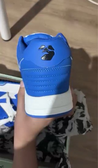 Zapatillas Off-White Azul y Blanco