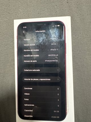 iPhone 11 64GB Blanco y Rojo