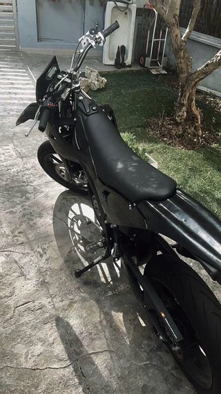 Moto Supermotard Negra 70 airsal Carbu polini 21