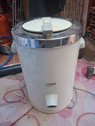 Centrifugadora de ropa blanca
