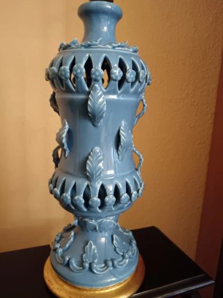 Lámpara de mesa Manises azul y oro