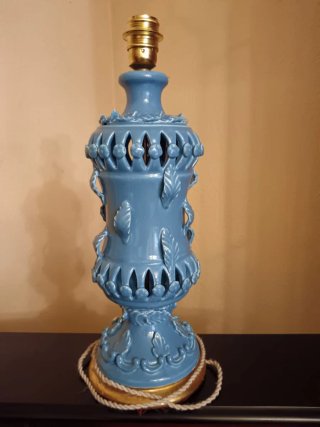 Lámpara de mesa Manises azul y oro