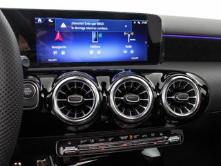 MERCEDES CLASE A A 250 e Compacto