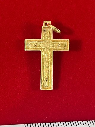 Cruz de oro 18k con Cristo