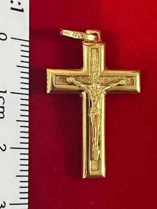 Cruz de oro 18k con Cristo