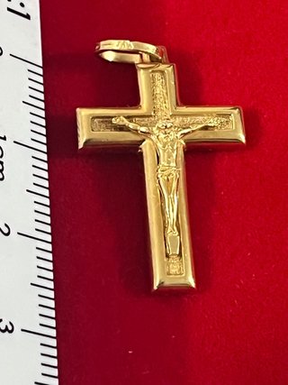 Cruz de oro 18k con Cristo