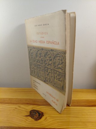 Estudios sobre la Edad Media española. Luis Rubio