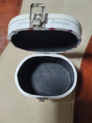 Caja joyero ovalada