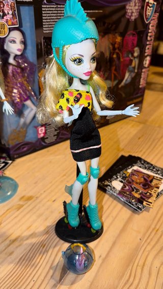 Monster High Lagoona Blue Roller Maze.
