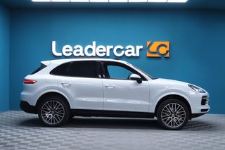 Porsche Cayenne -