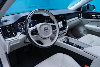 Volvo V60 Cross Country  2.0 B4 (D) AWD Cross Country Pro AUTO