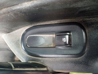 MANDO ELEVALUNAS DELANTERO DERECHO Renault Kangoo I (F/KC0)(2003->)