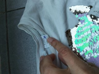 Lote Ropa Niña: Camiseta, Short, Sudadera y falda