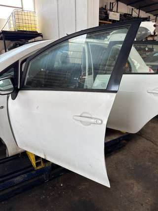 PUERTA DELANTERA IZQUIERDA Toyota Auris (E18)(10.2012->)