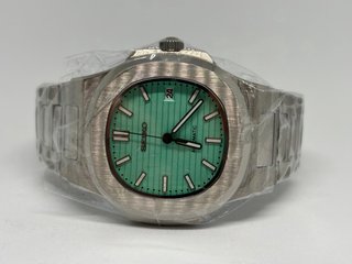 Reloj Seiko mod NH35 estilo Nautilus Tiffany