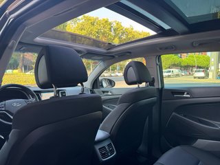 Hyundai Tucson 2017 2.0 CRDi 136CV Tecno Sky Full!