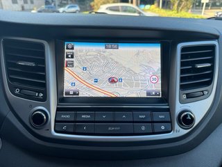 Hyundai Tucson 2017 2.0 CRDi 136CV Tecno Sky Full!