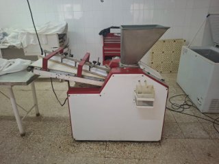 SUBAL Pesadora Divisora de Masa Industrial