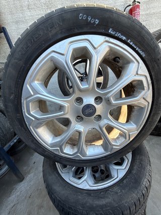 JUEGO LLANTAS Ford EcoSport (CR6)(2017->)