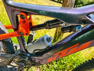 KTM 2022 E-bike. Talla M. Carbono. Batería 625.