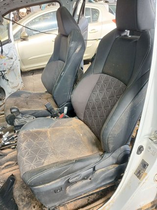 ASIENTO DELANTERO IZQUIERDO Toyota Yaris Cross (2021->)