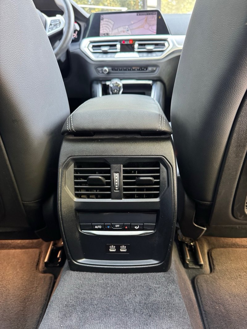 BMW Serie 3 2021, foto 15
