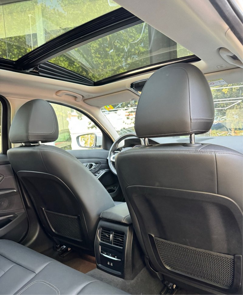 BMW Serie 3 2021, foto 13