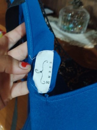 Abito blu con pizzo nero