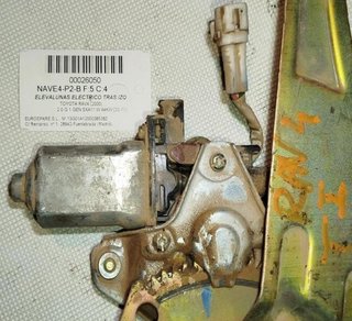Elevalunas tras izq toyota 26050 85710 42010 rav4