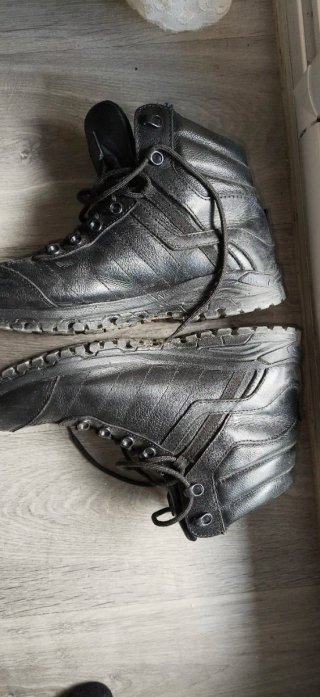 Botas tacticas y montaña