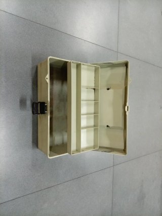 Caja de herramientas de plástico