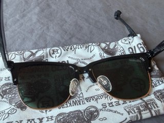 Gafas de sol Hawkers negras y doradas