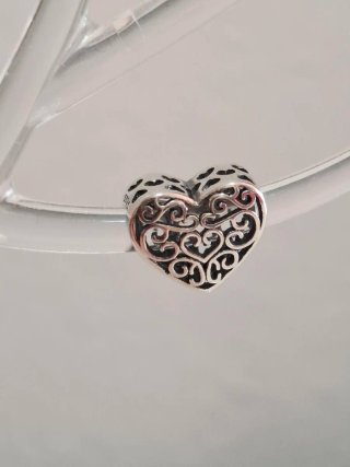 Charm Corazón Filigrana Plata