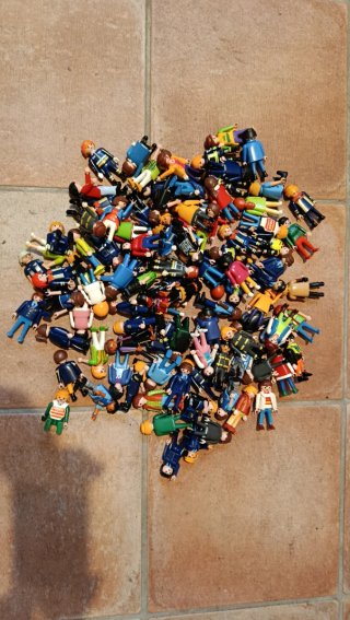 Lote 100 Figuras Playmobil