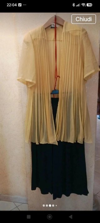 Completo elegante 3 pezzi giallo , nero più foular