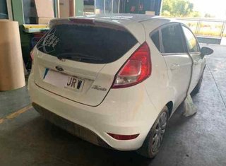 Ford 206214 c1bb13405a piloto tras izq fiesta 1.25