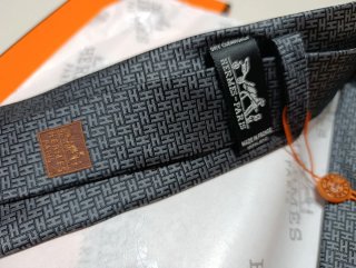 Corbata Hermès Negro gris