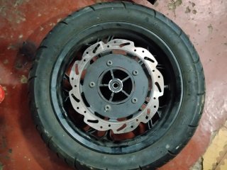 Rueda Jett 14 125 (2021) con disco